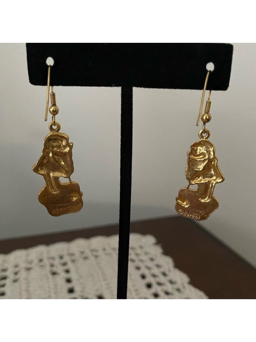 EUC Goldtone Santa Earrings • Holiday Golf Theme • Festive Christmas Jewelry - Picture 3 of 4